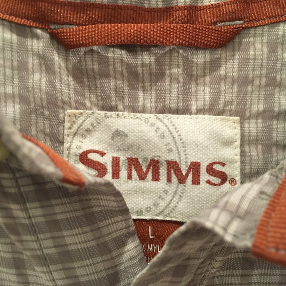 Simms Short Sleeve Button Up Long Tail New - image 4